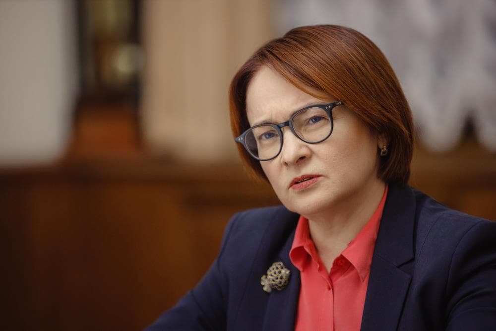 Слишком подозрительны: ЦБ заставит банки смягчить борьбу с мошенниками