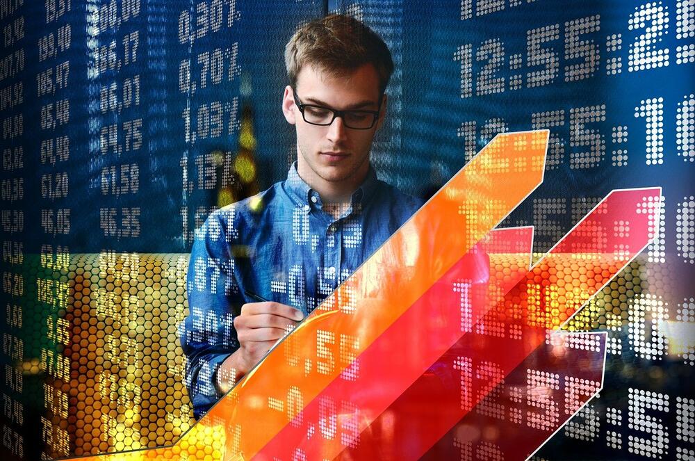 Заработок на обмене электронной валюты в России: плюсы и минусы